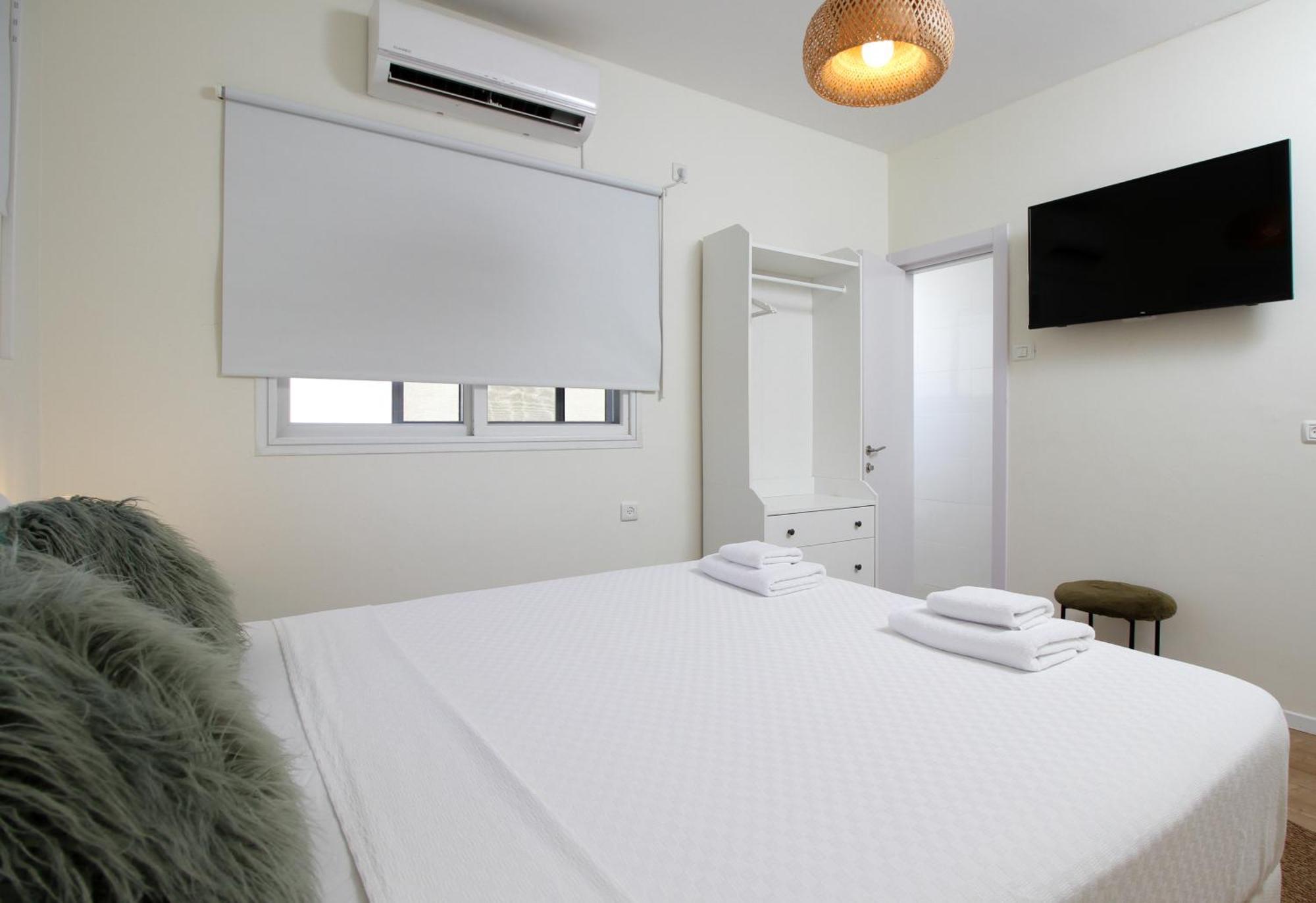 Villa Ono - At Bar Ilan University And Sheba Hospital Qiryat Ono Quarto foto